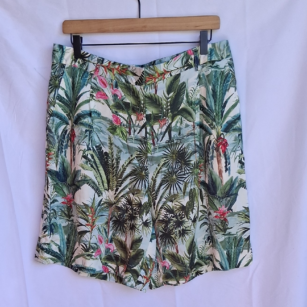 J. MacLaughlin Tropical Shorts Green Pink Botanical 12